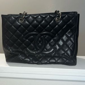 Chanel Black Quilted Caviar Timeless Grand Shopping Tote Silver Hardware…